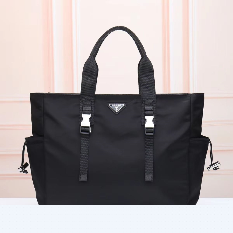 Pra*a shopping bags